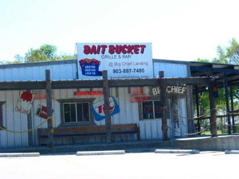 Days Inn Gun Barrel City Exterior photo